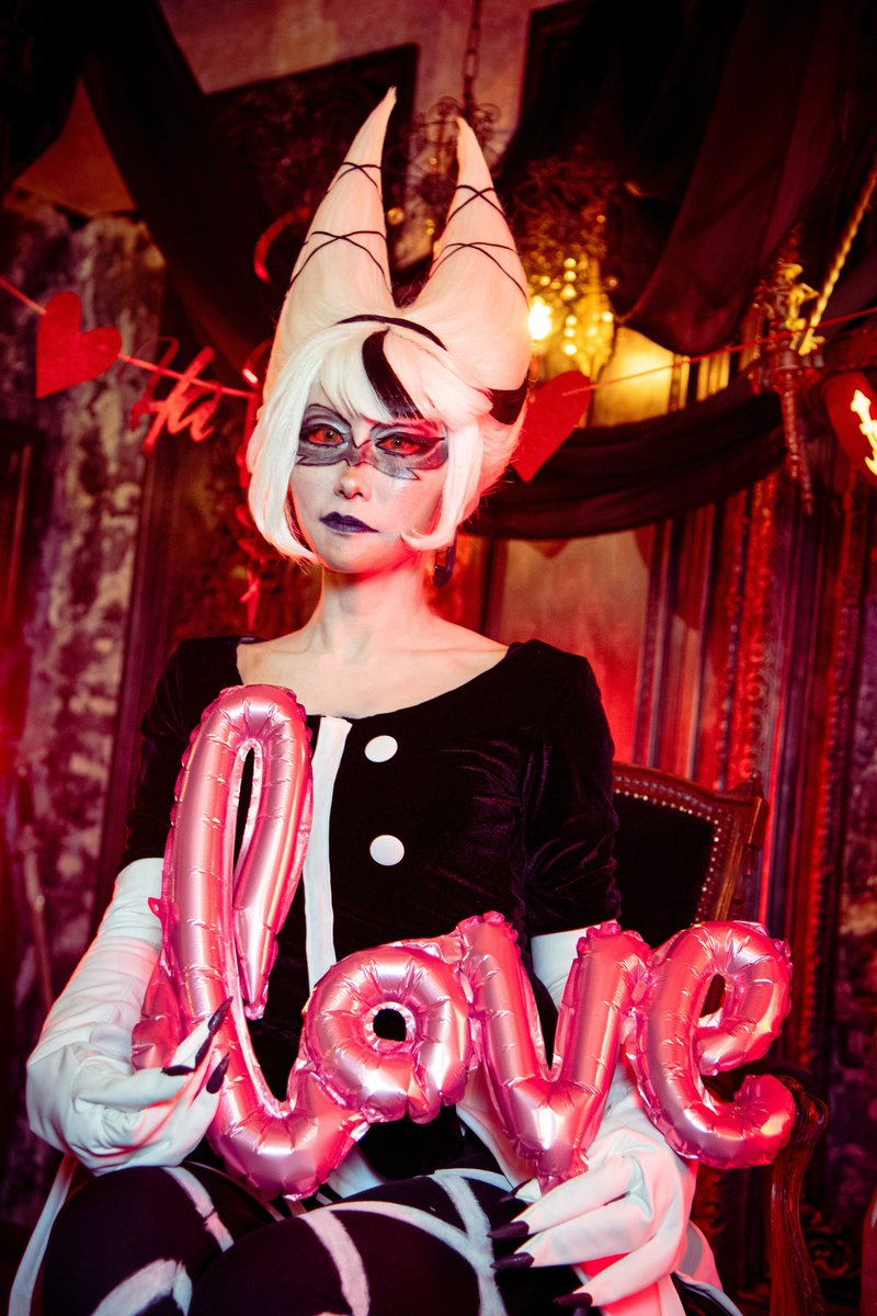 Ogaoga_1121's tweet photo. 【⚠️Cosplay】
🏨HAZBIN HOTEL
Carmilla Carmine🩰

❤‍🔥Out For Love❤‍🔥

📸@hiro_taka2011 

#hellisforeverparty 
#hazbinhotelcosplay 
#おがコス https://t.co/CdSNMcj2gS