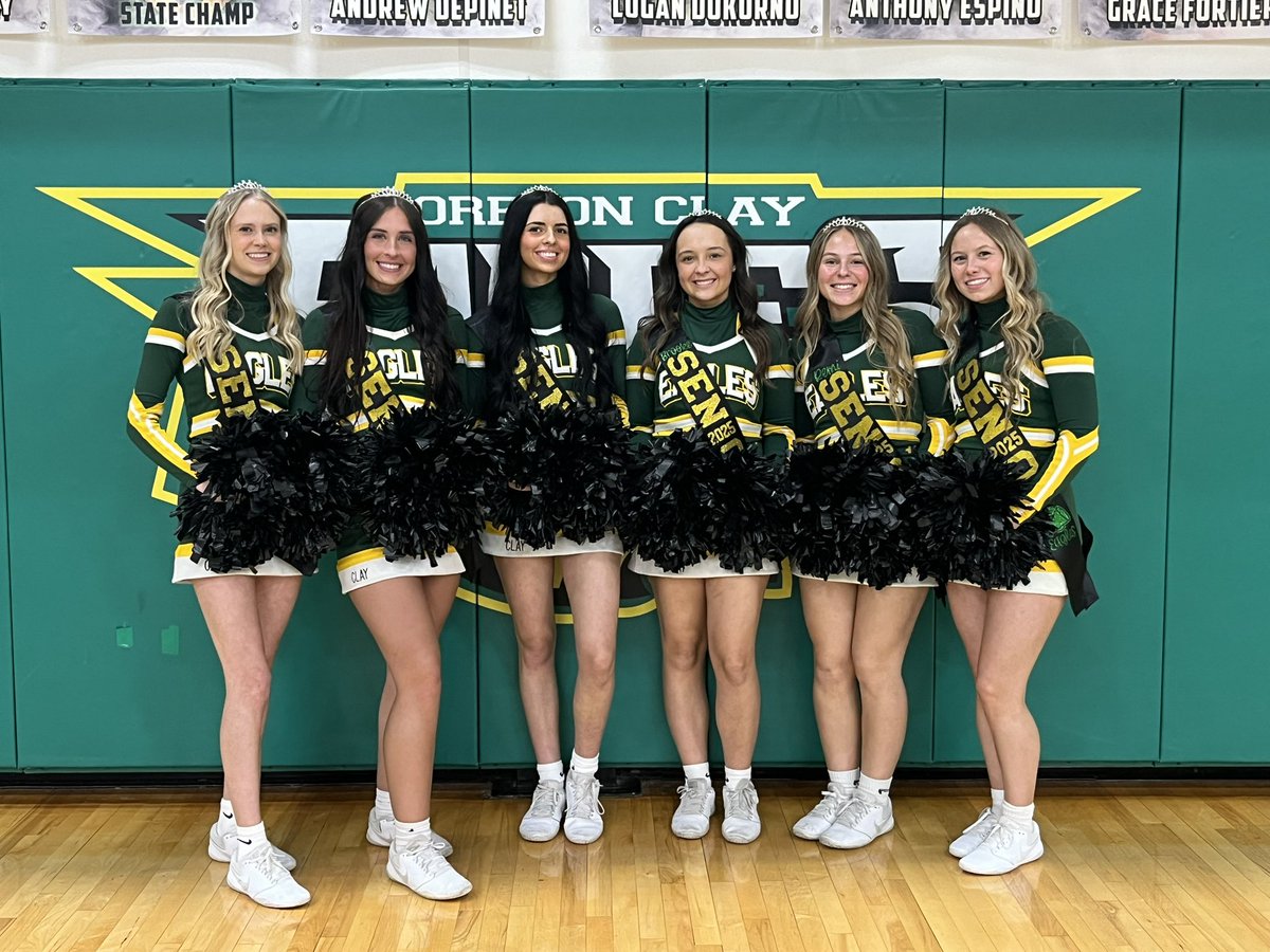 Our Seniors💚💛🦅💛💚