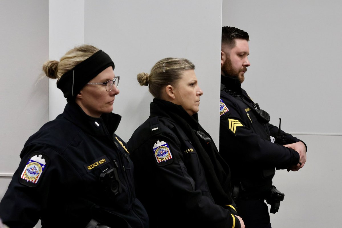 CityAttyKlein's tweet image. Tonight, neighbors, community leaders, and law enforcement came together for a community safety meeting in Franklinton.

We’ll continue to work alongside @ColumbusPolice and Code Enforcement to address challenges and strengthen public safety across every neighborhood.