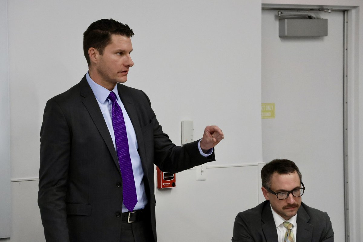 CityAttyKlein's tweet image. Tonight, neighbors, community leaders, and law enforcement came together for a community safety meeting in Franklinton.

We’ll continue to work alongside @ColumbusPolice and Code Enforcement to address challenges and strengthen public safety across every neighborhood.