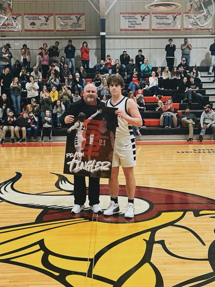 1000 points! Congrats Peyton Tingler for scoring 1000 career points for the Vikings! 

Let's go Vikings!