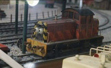 TTTEguy1984's tweet photo. Drayton Manor’s Salty face has fallen off + a bag of McDonalds on the track. The glory days of Drayton have returned!!! https://t.co/v7VbWssMs0