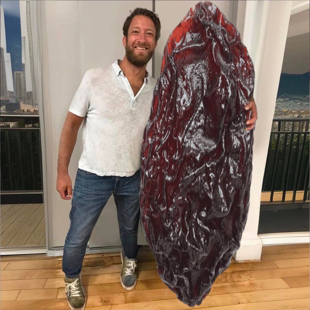 Raisin taller than <a href="/stoolpresidente/">Dave Portnoy</a>