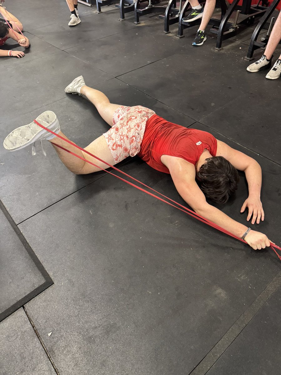 Lorena Powerlifting tweet media