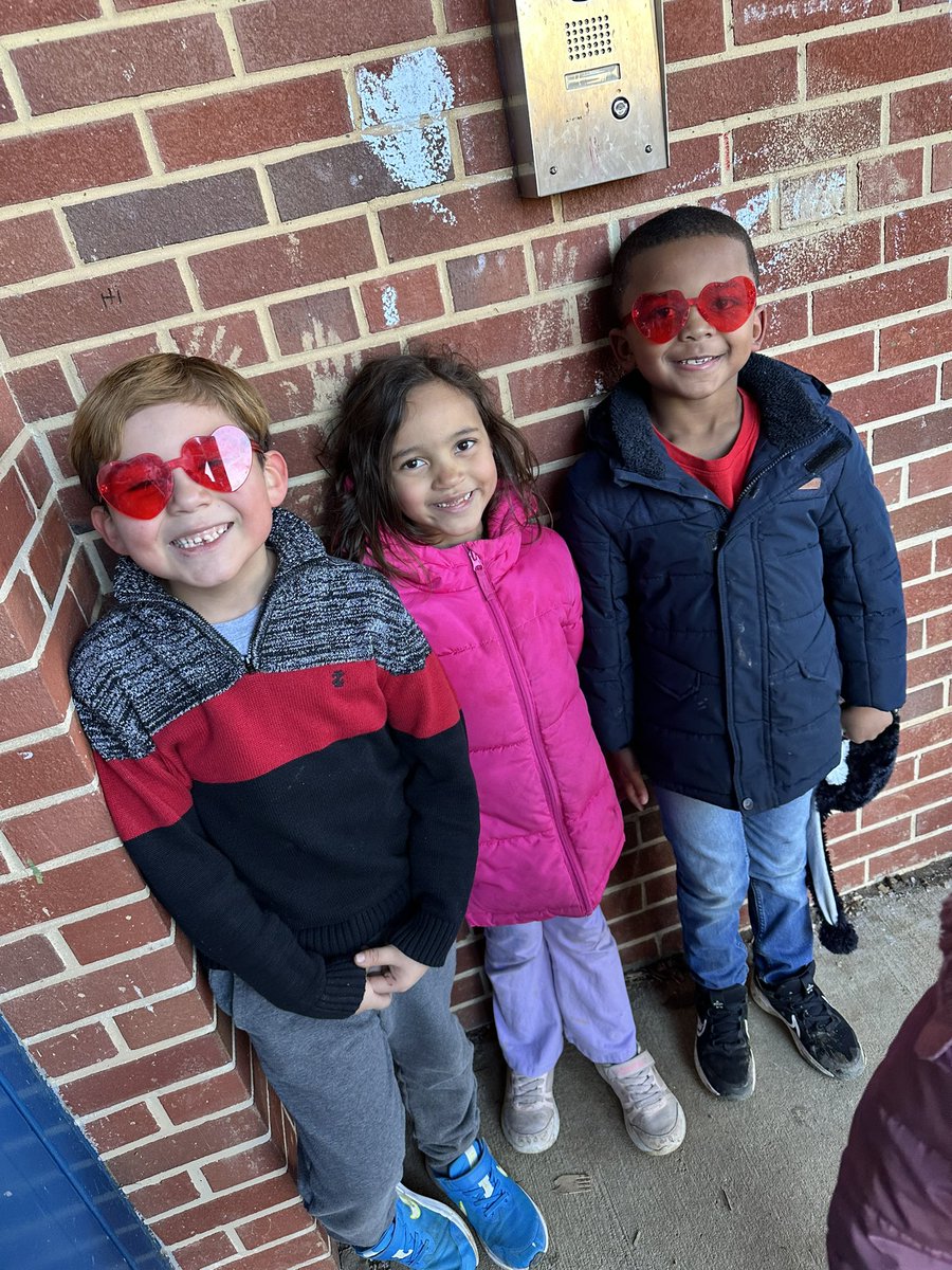 Ms. Rivera tweet media