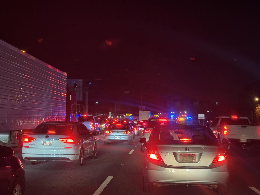GreenStyfler's tweet photo. Friendly reminder: All lanes on Highway 85 southbound near Exit 93 are closed. Friends who are driving need to pay attention.#TrafficReminder #HighwayClosure #DriveSafely #Highway #PayAttentionToRoadConditions #Atlanta #AmericanGreat https://t.co/nZyAsjy5xt