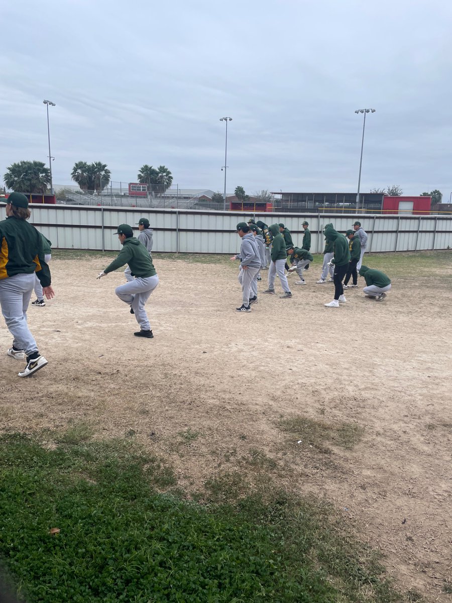 Holmes Baseball tweet media