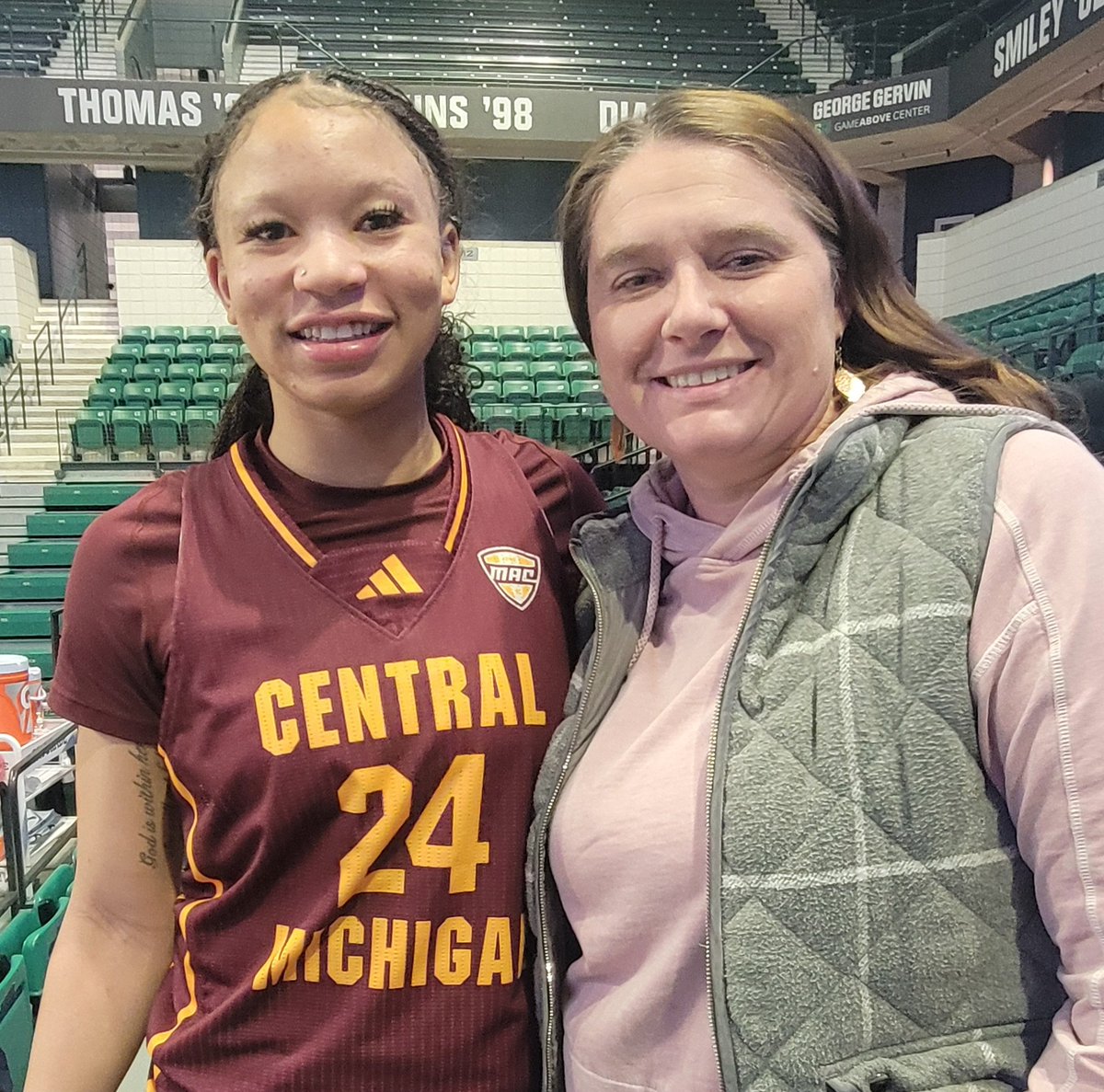 It was so fun getting to see this girl play again!  Plus, they got the W over EMU.