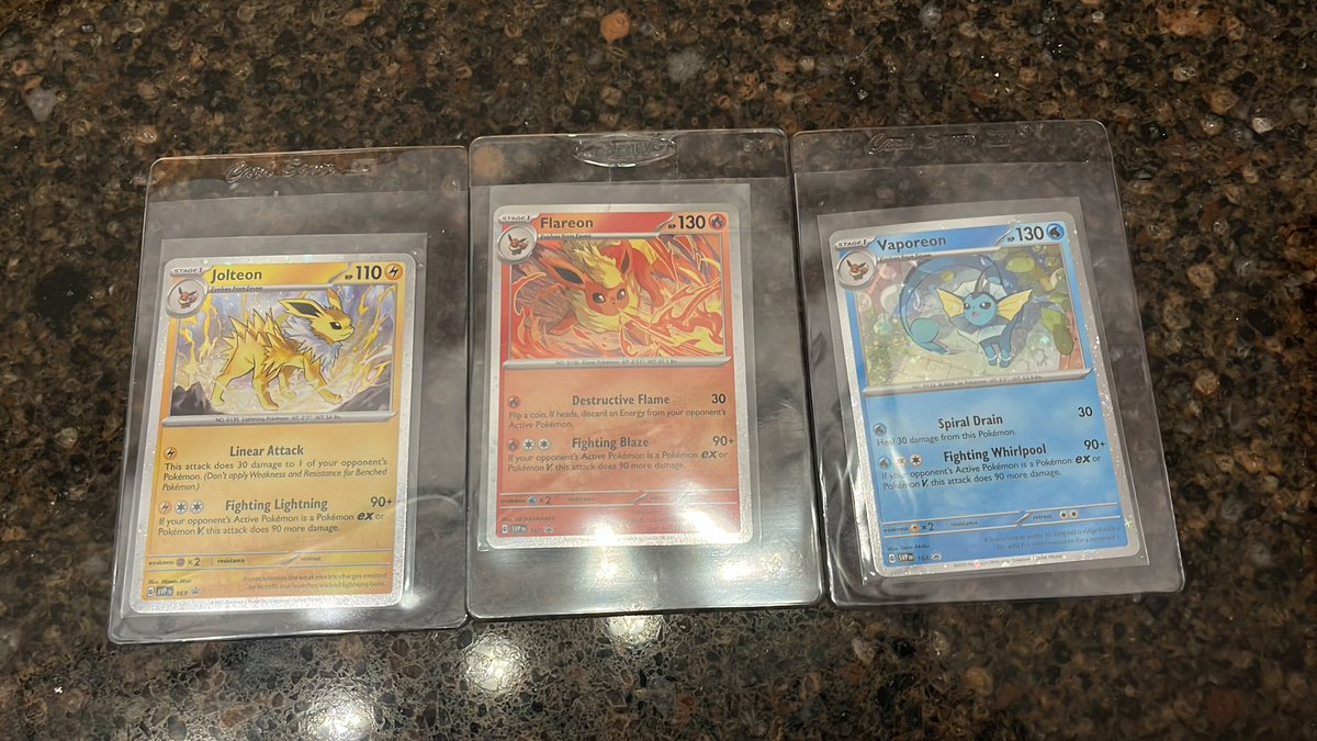 Big thank you to <a href="/MasterbrosCtbls/">𝗠𝗔𝗦𝗧𝗘𝗥𝗕𝗥𝗢𝗦 𝗖𝗢𝗟𝗟𝗘𝗖𝗧𝗜𝗕𝗟𝗘𝗦</a> for these awesome Pokemon cards!  Going to give these to my son that is a huge fan of collecting Pokemon cards!