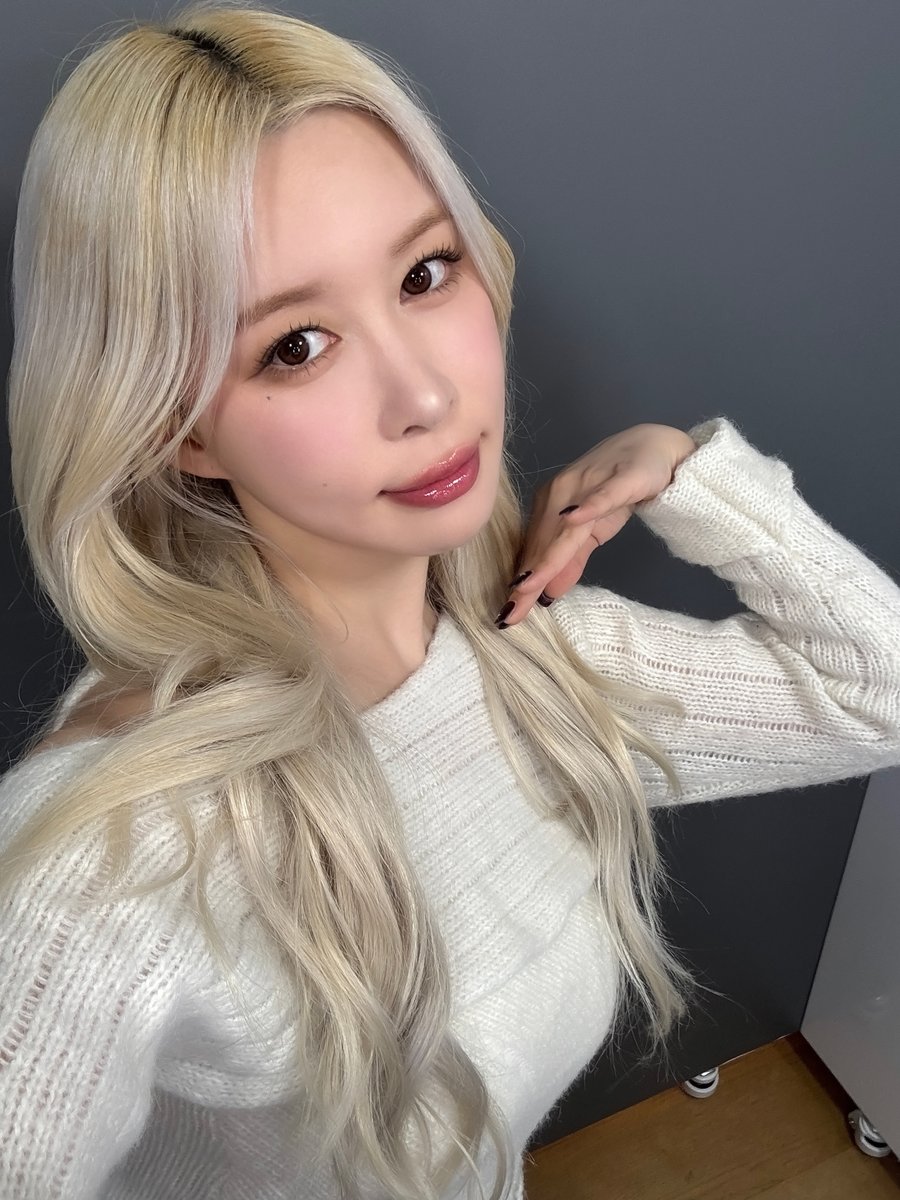 우주소녀 tweet media