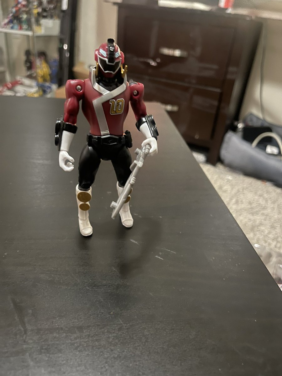 TokuChief's tweet photo. โBack to the Ice Age!!!โ Ranger Operator Series Crimson, of the lost Paleomax team, stomps over all whom support Venjix. The Mammoth Ranger who never was๐ฆฃ๐#PowerRangers #RPM #getingear #SuperSentai #exclusive #bandai #elephant #crimson #toyphotography https://t.co/D9BaSuzx1A