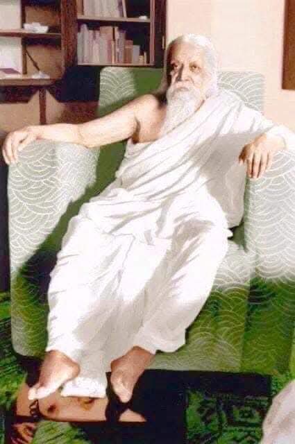 Those are the Mother’s children and closest to her who are open to her, close to her in their inner being, one with her will — not those who come bodily nearest to her.
-Sri Aurobindo.
(CWSA 32:496)