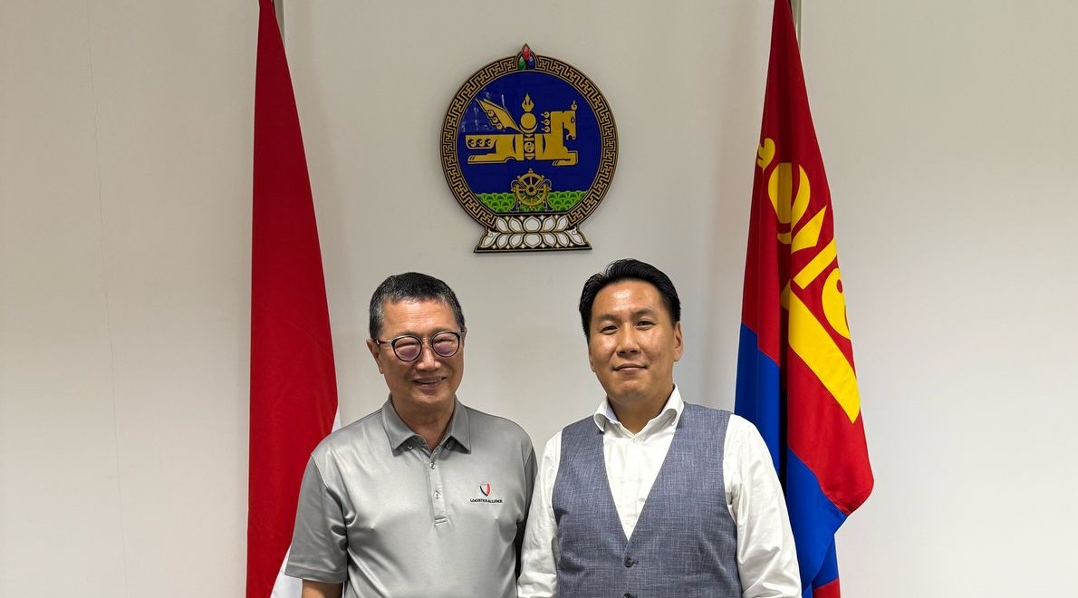 Ambassador D.Enkhtaivan held a productive meeting with Stanley Lim, Honorary Secretary of the ASEAN Federation of Forwarders Associations, on 19 February 2025, and exchanged views on opportunities for cooperation within the ASEAN framework.