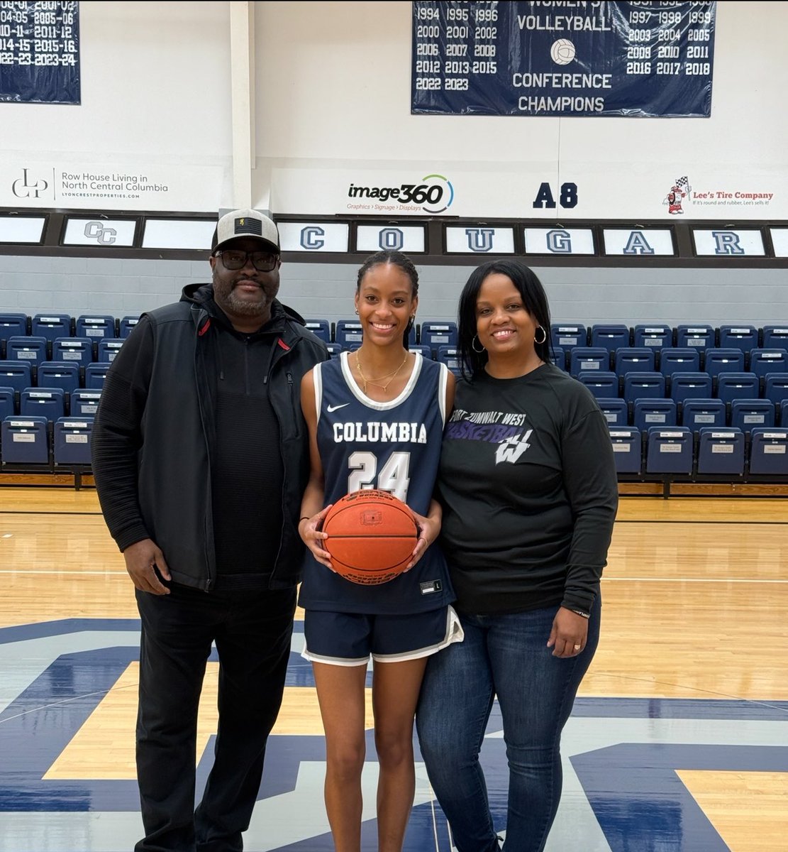 Madison Washington (@madi_w_25) on Twitter photo I am blessed to announce my commitment to continue my academic and athletic career playing basketball at <a href="/CCCougarsWBB/">Columbia College WBB</a> !! I would like to thank God, My family, and all of coaches. Here’s to the next 4 years! Go Cougars! 💙🩶 I am blessed to announce my commitment to continue my academic and athletic career playing basketball at <a href="/CCCougarsWBB/">Columbia College WBB</a> !! I would like to thank God, My family, and all of coaches. Here’s to the next 4 years! Go Cougars! 💙🩶