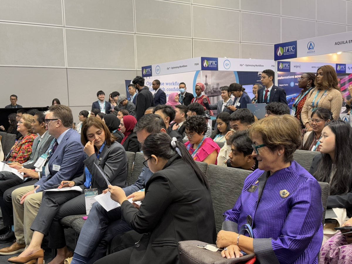 iptc_net_org's tweet image. Group presentations kick off at 10 am at the IPTC Theatre, Hall 5! Don’t miss the insights and innovations. See you there! 🎤📍

#IPTC2025 #IPTC #EnergyInnovation #Technology #OilAndGas #Sustainability