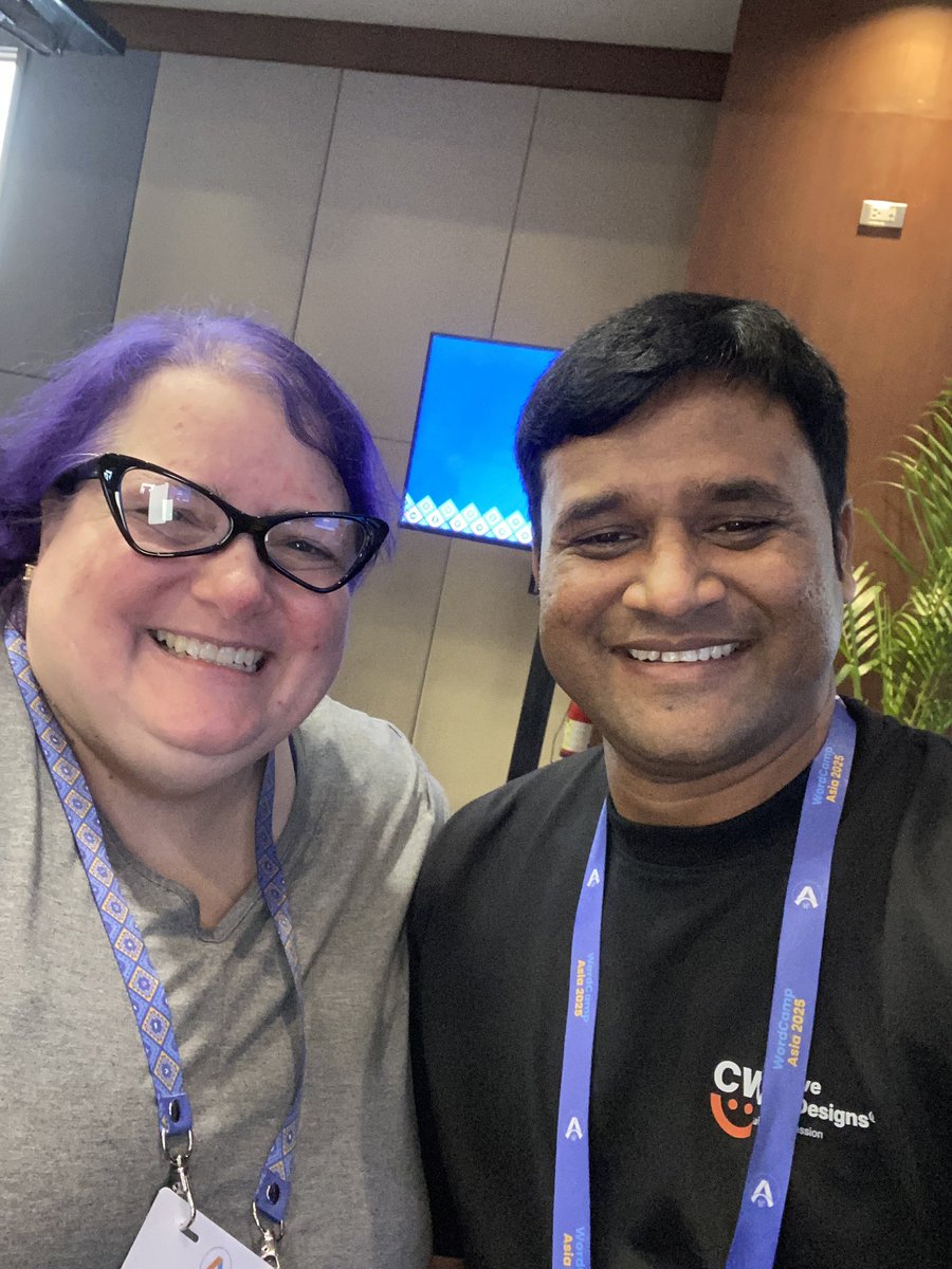 arpitgshah27's tweet image. Smile Faces with #MichelleAndMe @michelleames #WCAsia #WPSyncSheets