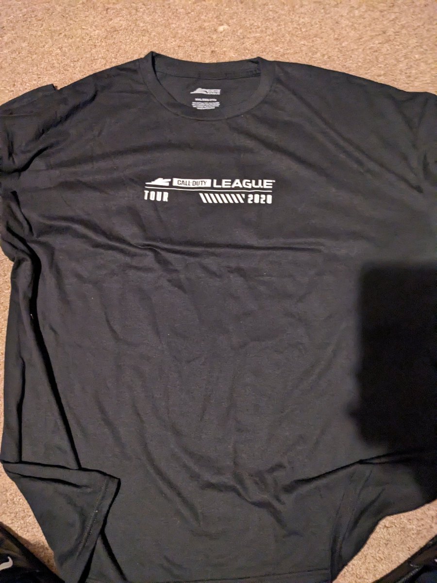 free_thewave's tweet photo. Have these 2XL shirts from first year of @CODLeague if anyone is interested. $30 with shipping included. #torontoultra #losangelesguerillas #optictexas #atlantafaze #dallasempire #codleague https://t.co/eviq0OmrRn