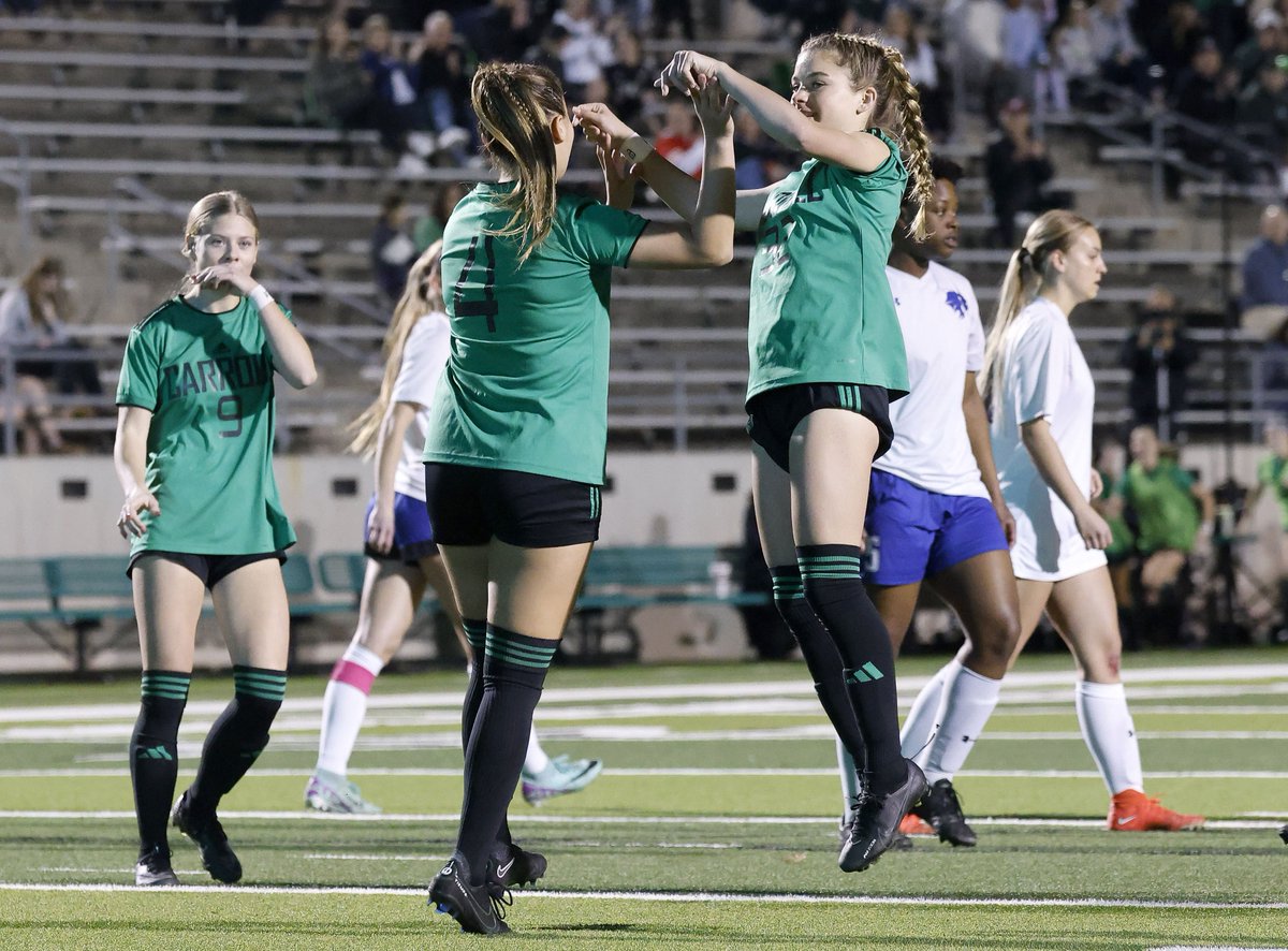 Girls soccer leaders (2/19): See who has the best stats in D-FW ⚽️

Assists

- Zoe Martinez, North Dallas, 29

- Libby Jannereth, Allen. 19

- Bella Alamo, Bishop Lynch, 19

- Audrey Anderson, Southlake Carroll, 18

Full stat leaders 👇
dallasnews.com/high-school-sp…