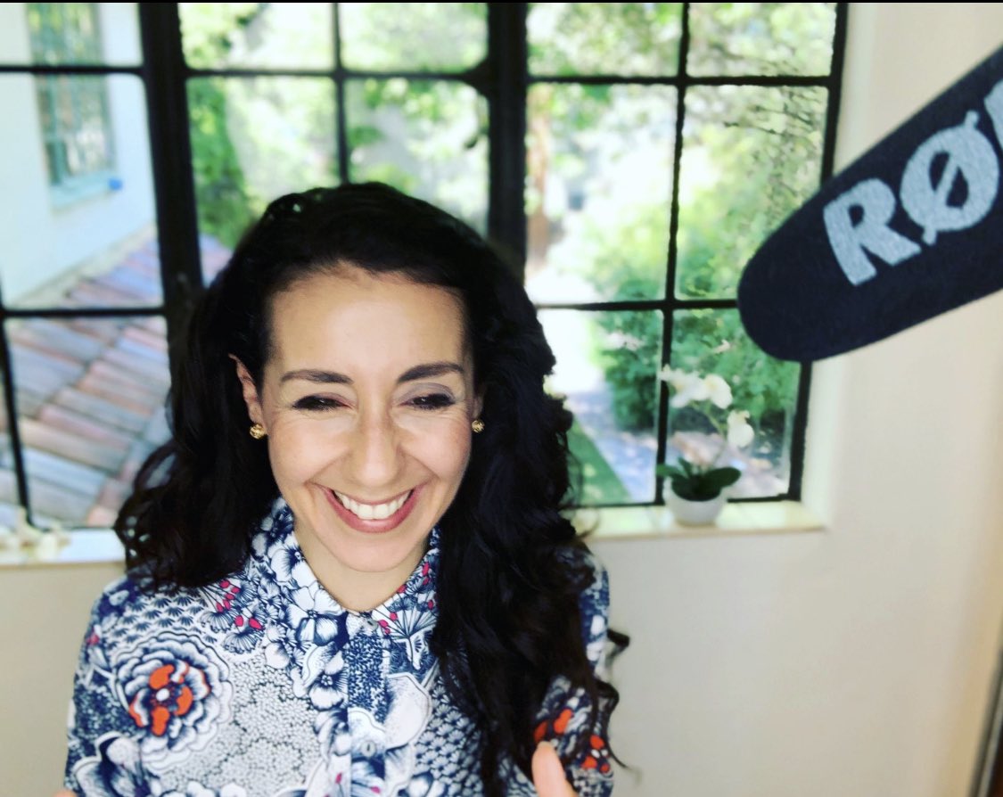SoulaimaGourani's tweet photo. Less than 17% of podcasts hit 50 episodes. 

I’ve done 260+, every Saturday for 5 years. That puts me in the top 1% of podcasters worldwide. Rain or shine, week after week. Consistency wins 🏆 https://t.co/5iVEhdkYLx