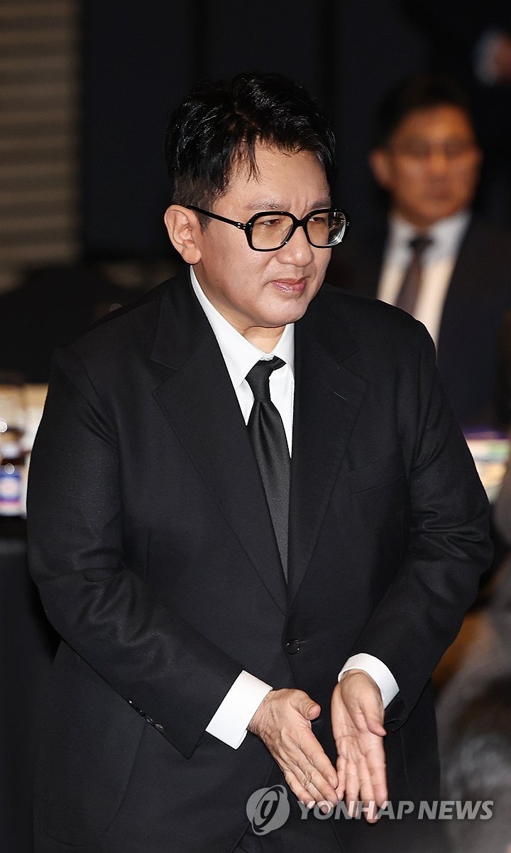 GkMx5zwWgAAeBGe?format=jpg&name=medium