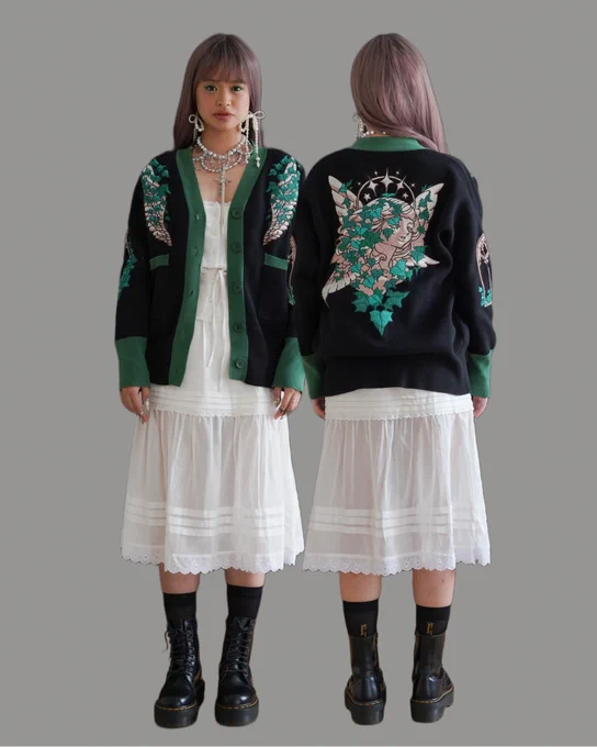 pre0rder Feb 22  model 1 is 5'5" wearing size S, model 2 is 5'4" wearing size L 