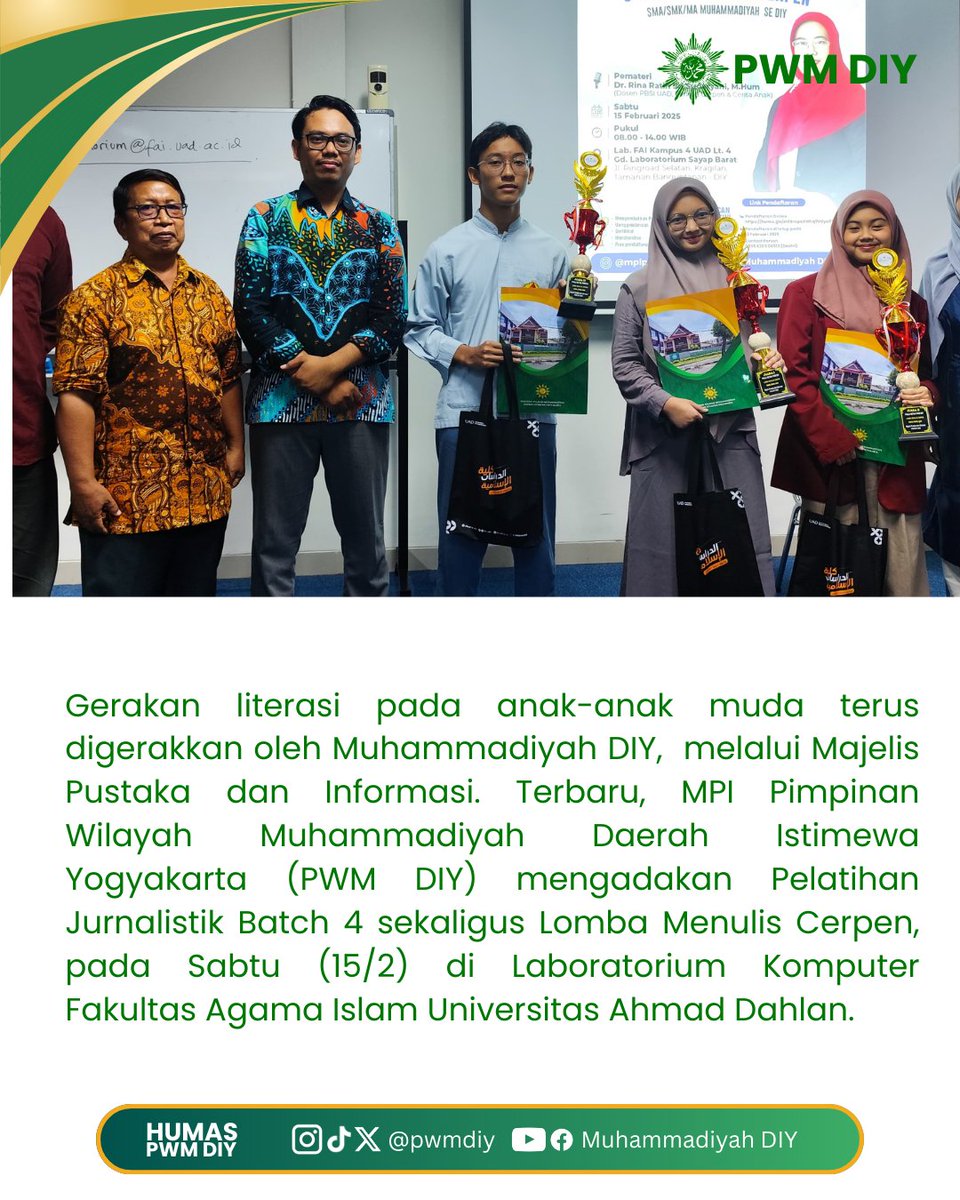 pwmdiy's tweet photo. Muhammadiyah DIY terus dorong literasi anak muda! 🚀📚 MPI PWM DIY gelar Pelatihan Jurnalistik Batch 4 &amp; Lomba Menulis Cerpen. 38 peserta antusias belajar menulis cerpen yang baik &amp; bernilai. Semoga lahir generasi muda kreatif &amp; berkarakter! 🌟✍
#LiterasiMuda #MuhammadiyahDIY https://t.co/0Vs1Pk5t8G