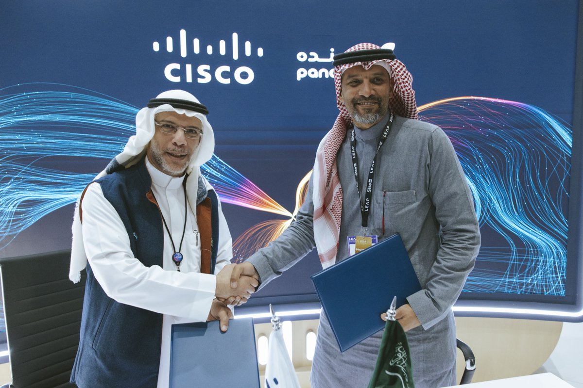 CiscoSaudia's tweet image. During #LEAP25, Cisco and Panda Retail Company signed an MoU, aiming to enhance customer experience and drive innovation and expansion in the Saudi retail sector. 

This collaboration aligns with @PandaSaudi&apos;s vision towards excellence and sustainability.

#CiscoLEAP #Panda