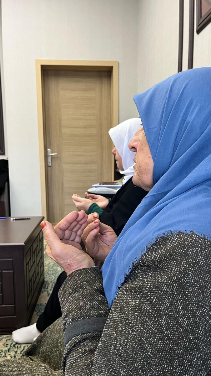 İsmini İzmir Fırat Yılmaz Çakıroğlu Gençlik Merkezi’mizde yaşattığımız Fırat Yılmaz Çakıroğlu için Gençlik Merkezimizin Has Odasında hatim duamızı yaptık.

Allah dualarımızı kabul etsin, mekanı nur ile dolsun.

<a href="/gencliksporbak/">Gençlik ve Spor Bakanlığı 🇹🇷</a>
@oa_bak