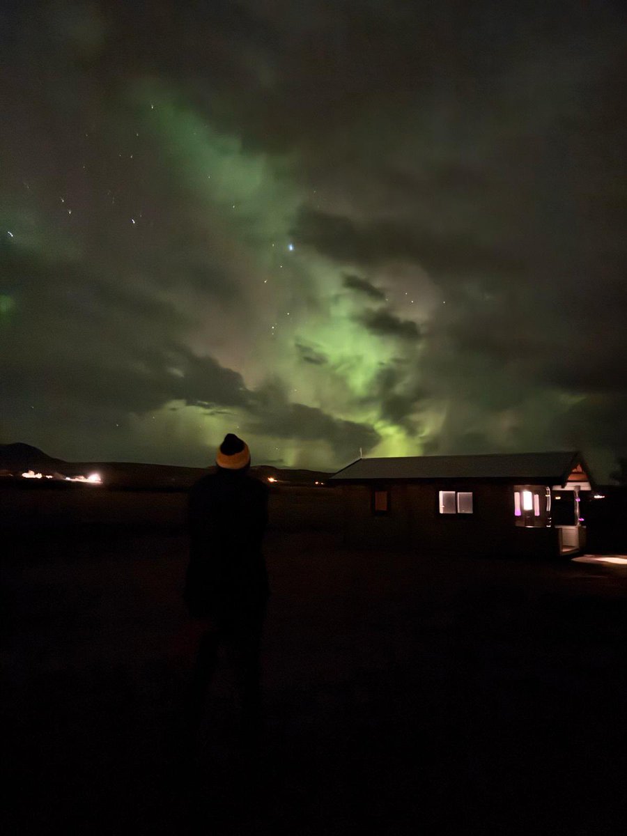 Hele’s Iceland tweet media