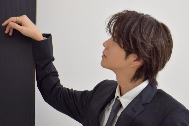 HOMINIS_edit's tweet image. ／
#吉野北人(#THERAMPAGE) 
インタビュー💬✨
＼

2nd 写真集『Orange』でお気に入りのカットとは📷❓HOMINISだけに教えてくれました🤫💓

「こんなにおちゃめでむじゃきなシーンが撮れていたなんて...」

記事を読む👀
hominis.media/category/music…

#ホミニス #Orange
@hokuto_asi
@therampagefext