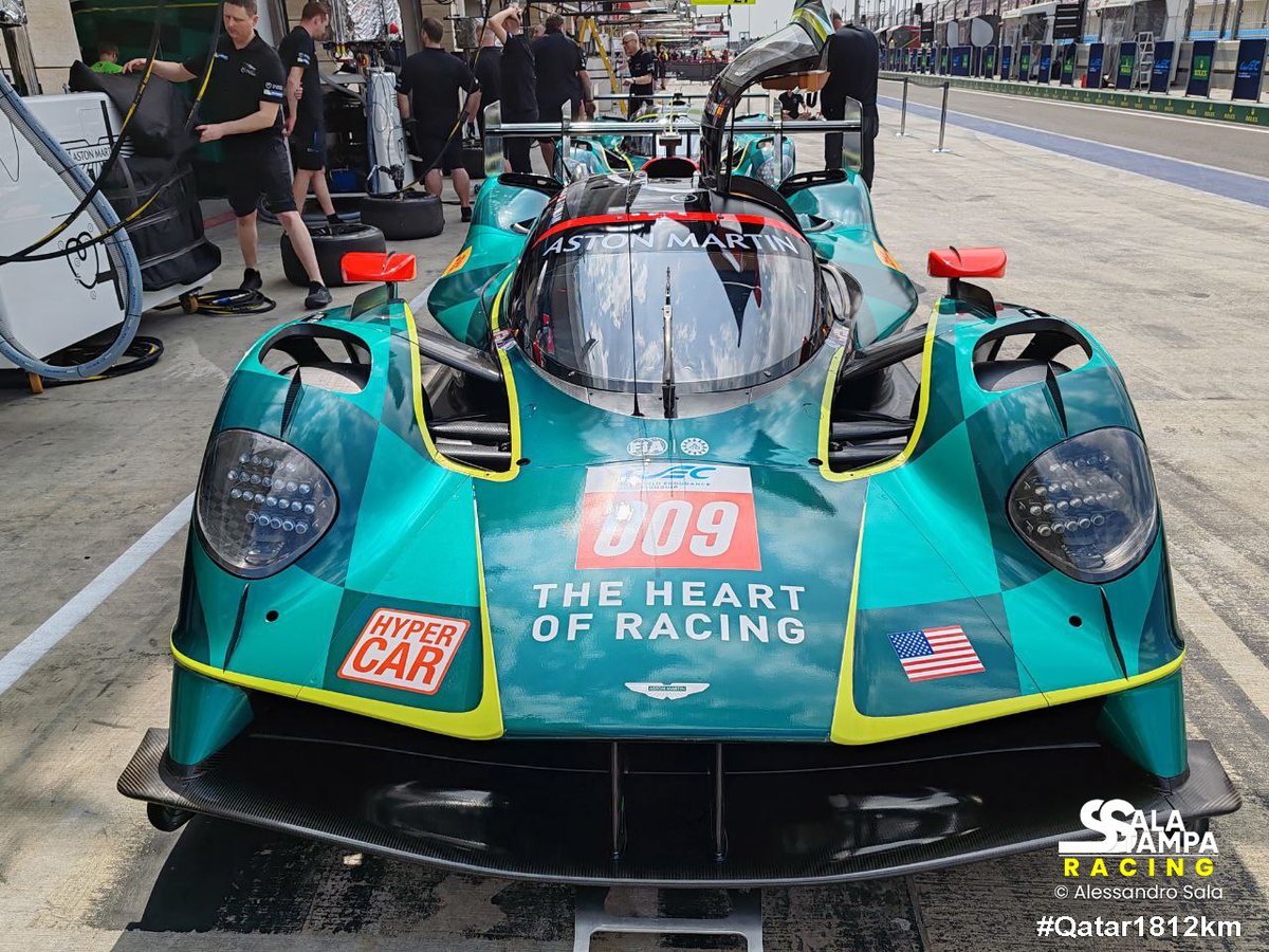 SalaStampRacing's tweet image. Diamo il benvenuto ufficiale nel #WEC ad @AMR_Official con la bellissima #Valkyrie #LMH con la 007 e la 009 #Hypercar 
per i test ufficiali in Qatar della stagione 2025 #Qatar1812KM 

📸 @AlessandroSala1