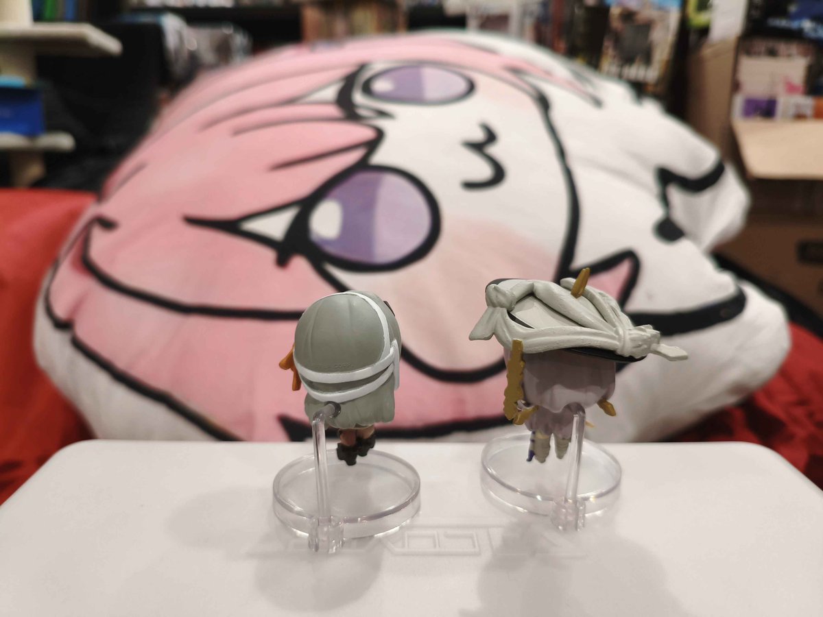 In spirit of the new #NIKKExEVA collab, I did a thing.
I title this photograph, "The End of Nikke"
#Nikke #TheEndOfEvangelion #Doro #GetInTheRobotKilo