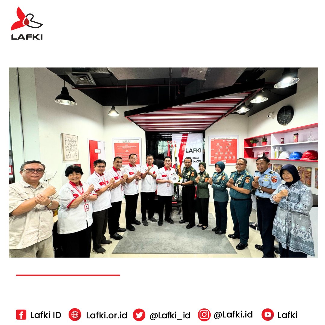 Lafki_ID's tweet photo. Kegiatan pertemuan Lembaga Akreditasi Fasilitas Kesehatan Indonesia (LAFKI) dengan Perkumpulan Kedokteran Militer (PERDOKMIL) pada Selasa, 18 Februari 2025 di Kantor Sekretariat LAFKI. https://t.co/QGMfywzrzr