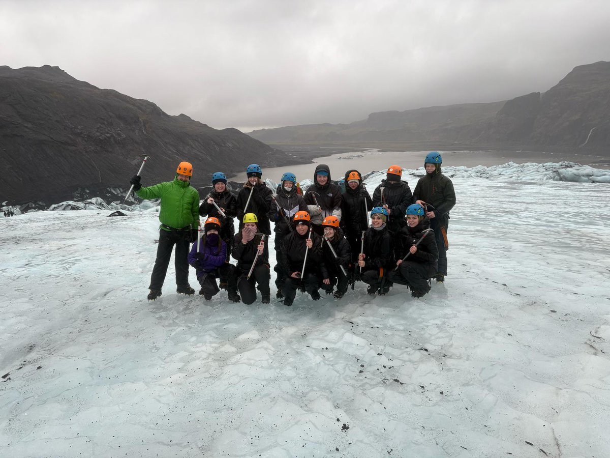 Hele’s Iceland tweet media