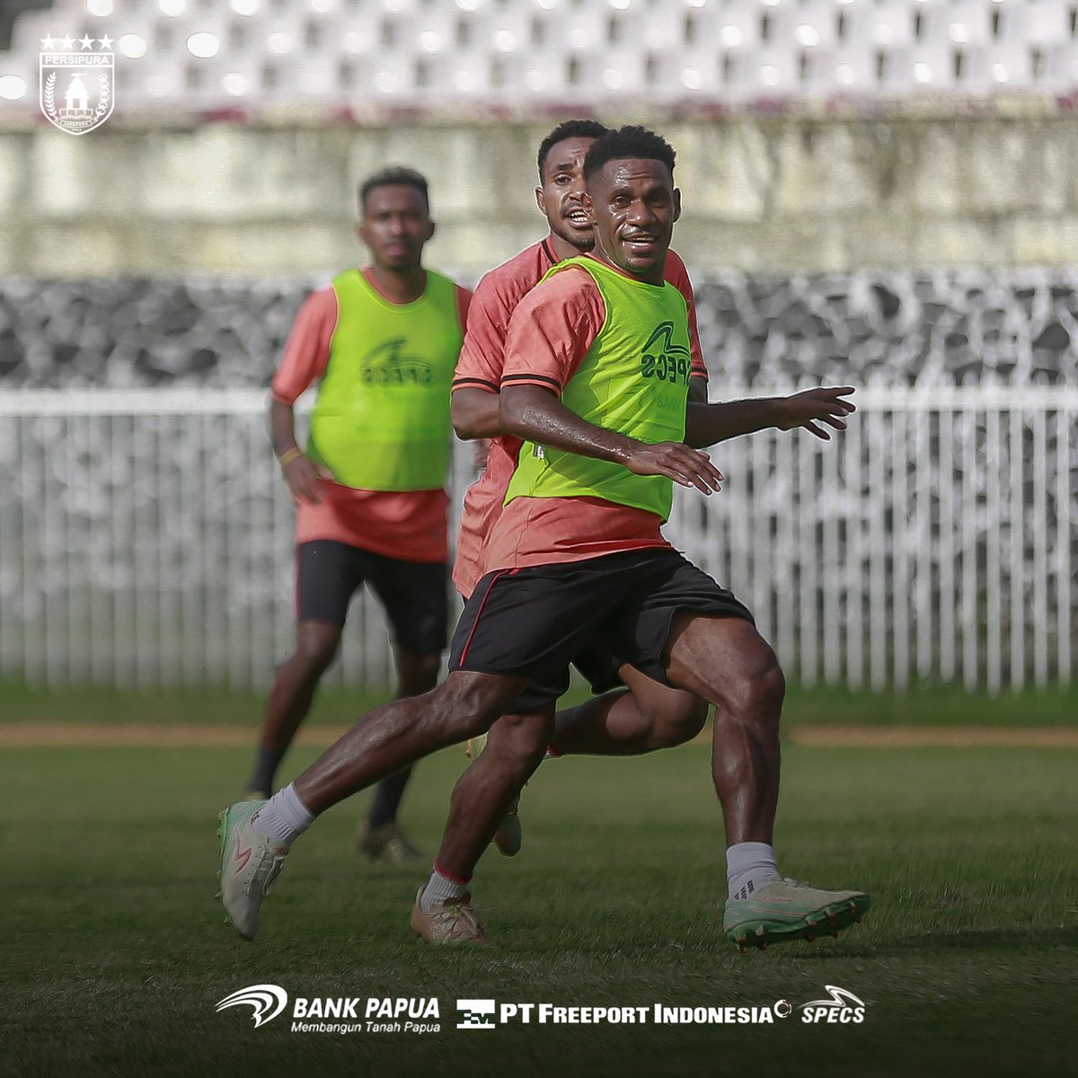 persipura63's tweet photo. Persiapan untuk laga terakhir π΄β«οΈβ‘οΈπͺ
#alwaysbehindyou #persipurapapua1963 #riseupersipura #tanahpapua #jayapura #pegadaianliga2 https://t.co/tKf0Wwz1Ad
