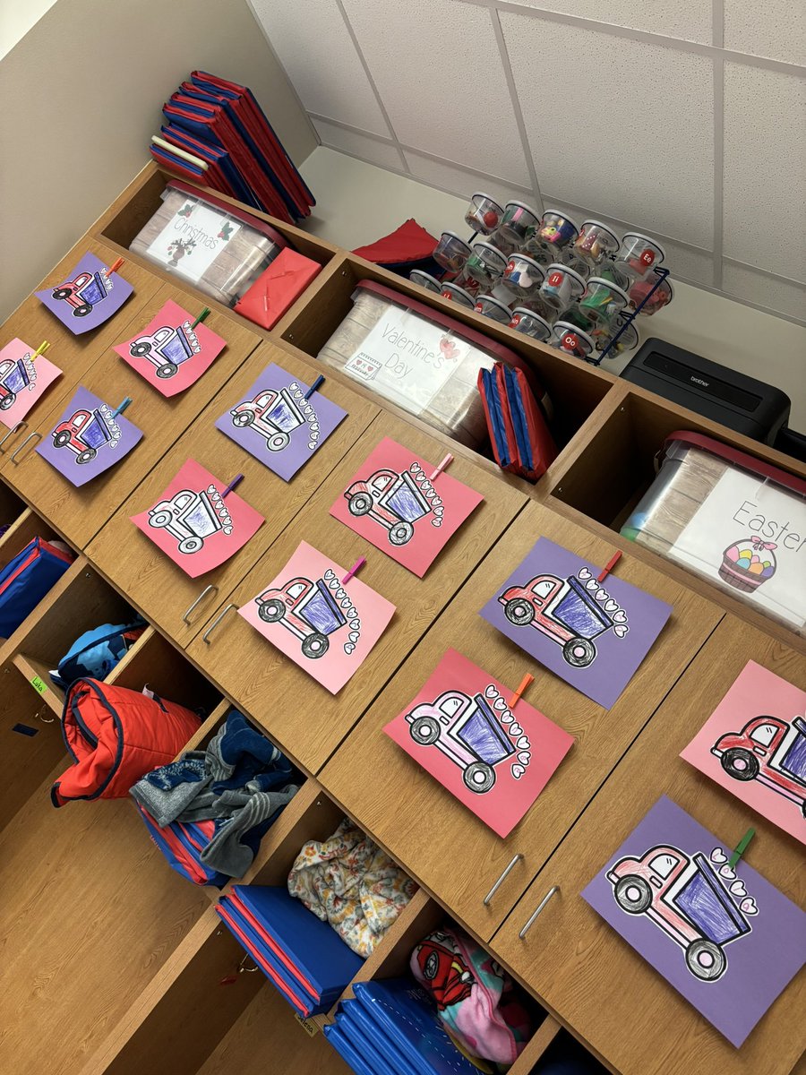 Candace Hall tweet media