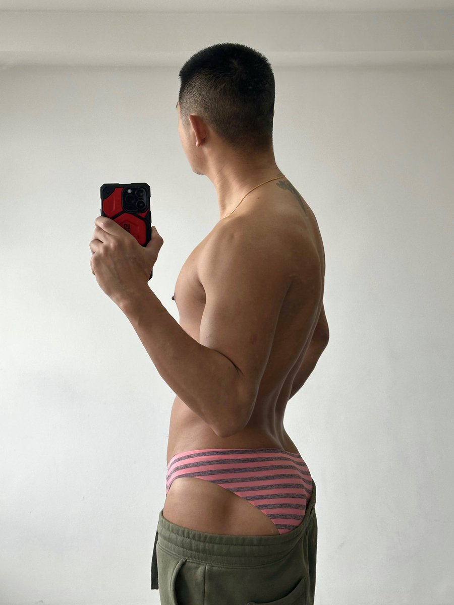 嗷呜有劲 tweet media