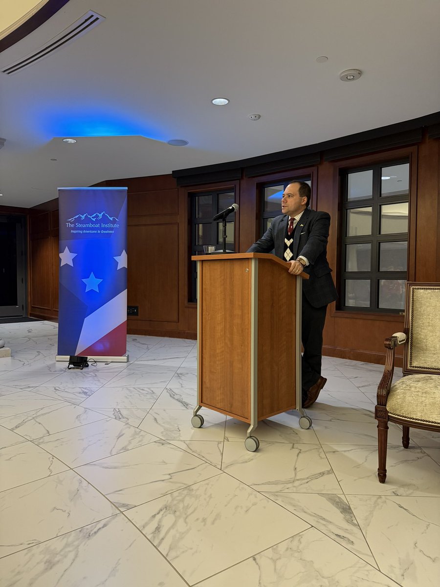 Steamboat_Inst's tweet image. Great event tonight with @ishapiro discussing his latest book, “Lawless: The Miseducation of America&apos;s Elites.” Thank you everyone who came out and joined us! #bookevent #colorado