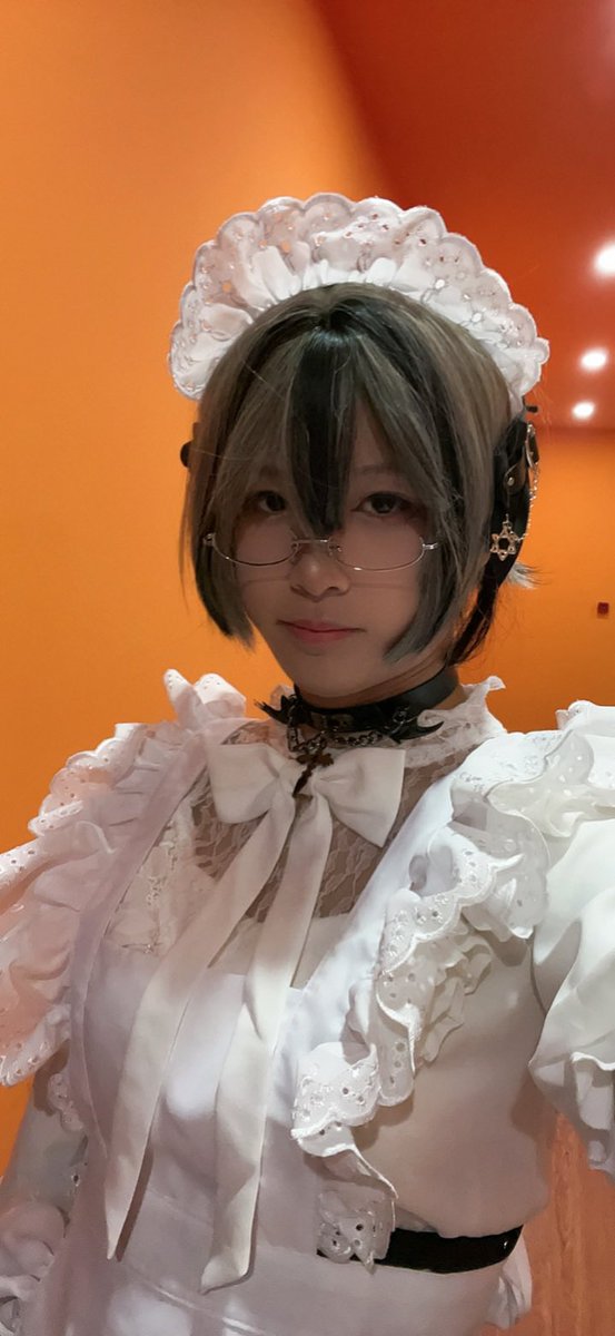 男娘咖啡厅上班的我