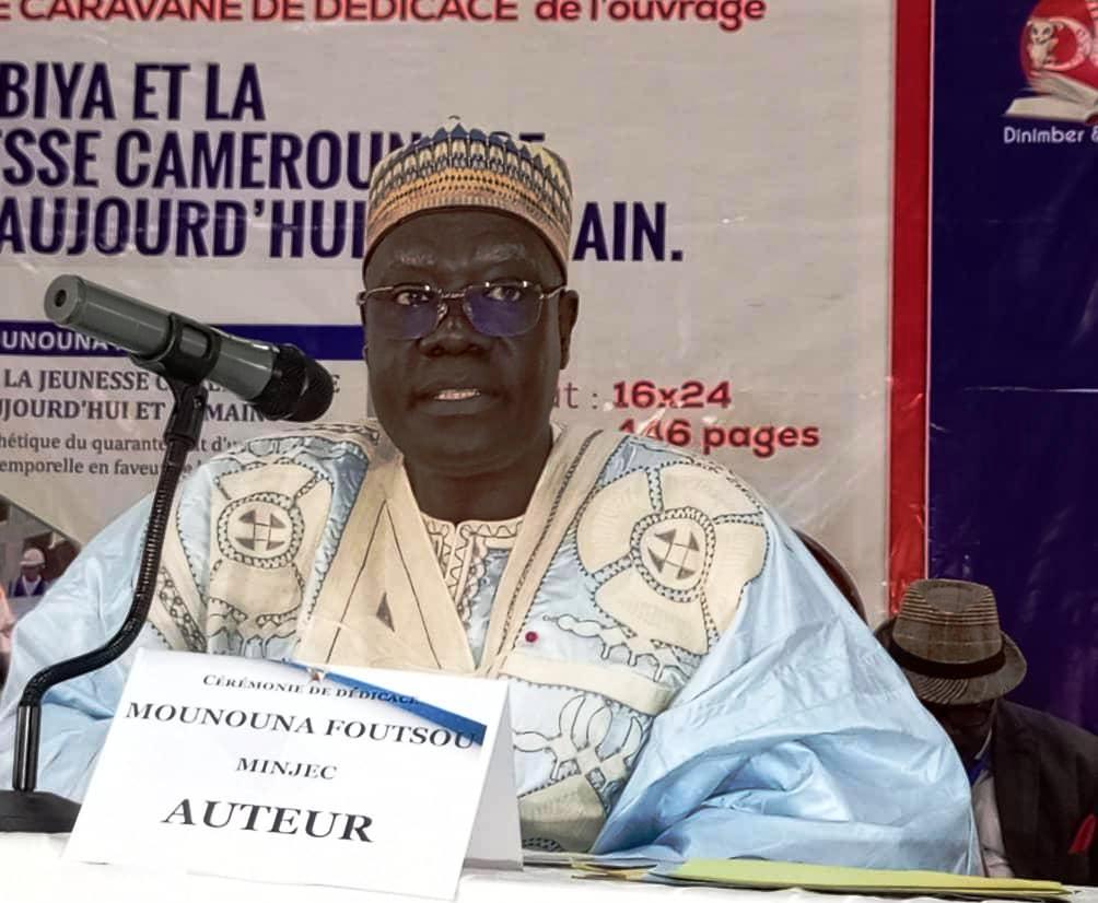 Ericien_Pascal's tweet image. Au Cameroun, Paul Biya magnifié dans l’ouvrage de son Ministre de la Jeunesse et de l’Education Civique afriquepremiere.net/au-cameroun-pa…