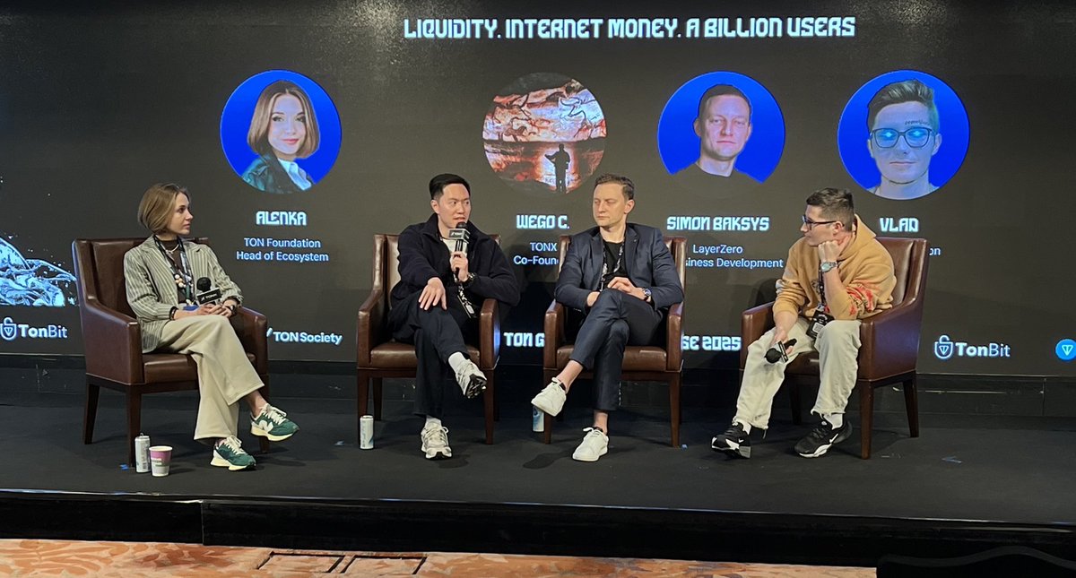 #Live <a href="/TONX_Studio/">TONX 💎</a>  Co-Founder Wego, <a href="/LayerZero_Core/">LayerZero</a>  VP BD Simon Baksys, and TON foundation DeFi Lead Vlad discussing "Liquidity. Internet Money. A Billion Users." at TON Hacker House HK! Don’t miss this insightful panel! 🚀

#TON #DeFi #BTCFi  #TONHackerHouseHK