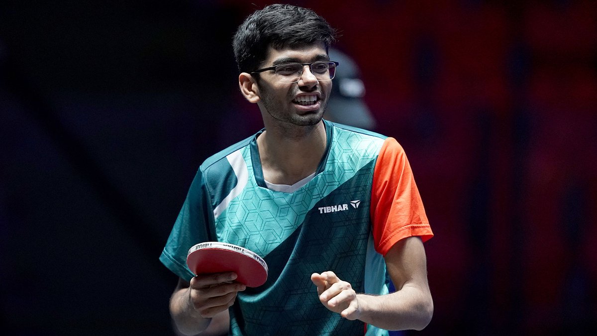 Asian Cup: Manav Thakkar beats WR 85 Izaac Quek of Singapore 3-2 in his 2nd Group stage clash. 

#AsianCup2025 #TableTennis