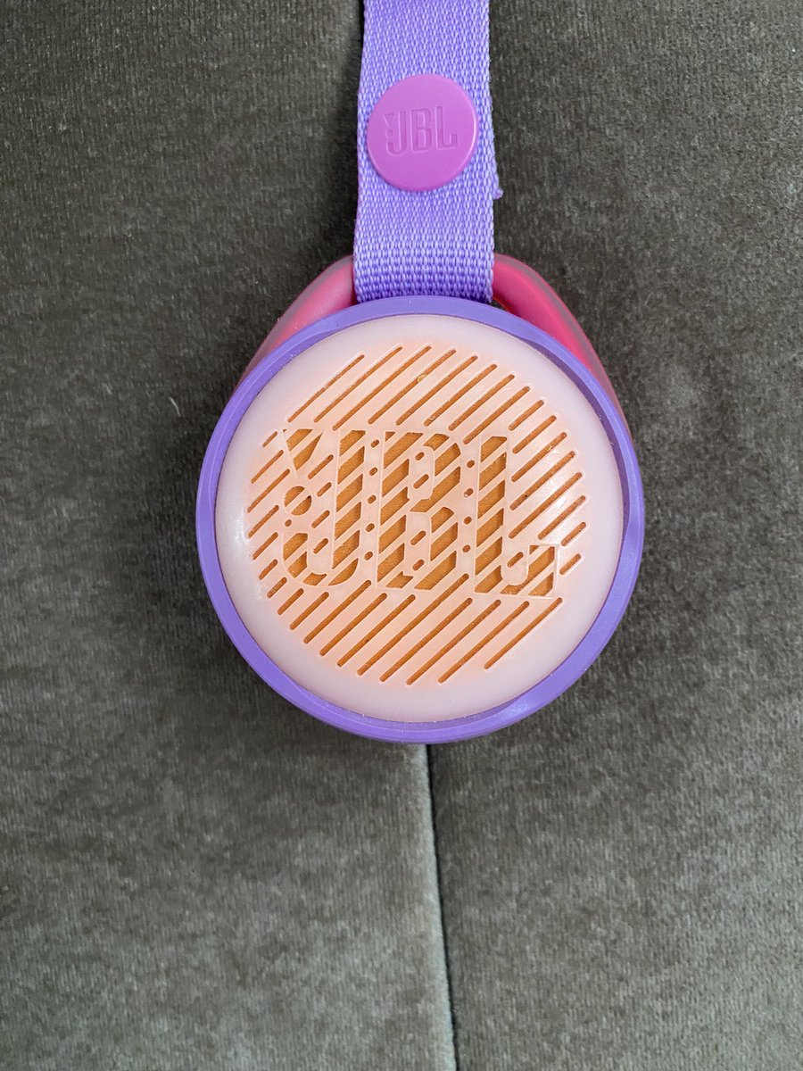 Kızımın uyku arkadaşının JBL hoparlör olması biraz şov bence