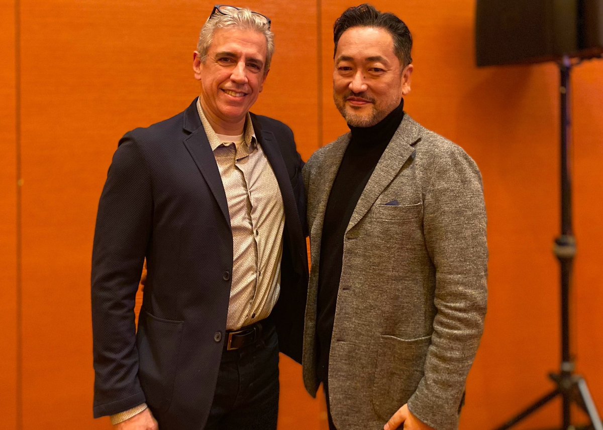 tw4buztw's tweet image. 今日の #Auth0 のセッションの大トリは、創業者のEugenioでした。

このたびの彼の決定についてとても感動的なスピーチで、最後は会場全体がスタンディングオベーションとなりました。

先週Zoomで話していたとはいえひょっとしたら次はなかなか会えないかなと思うと万感込み上げるものがありました。