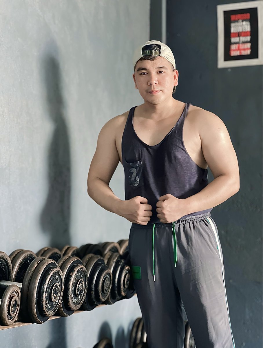 mrjmgutierrez's tweet photo. lf spotter sa gym #workout #gym #gymrat https://t.co/AbJrFhlnKj