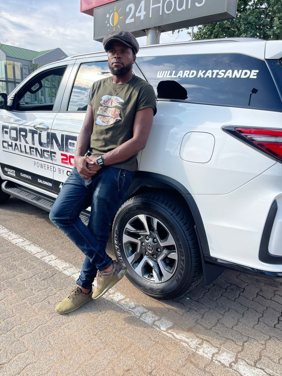 Keep voting for your legend everyday ,your vote counts

We keep climbing up  baba cause of you

Numbers are looking good 💯🙏❤️

fortunerchallenge.co.za/heroes/willard…