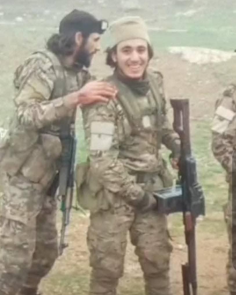 شهداء التحرير
مجهولون في الأرض معروفون في السماء
الشهيد متعب حماد الموالي