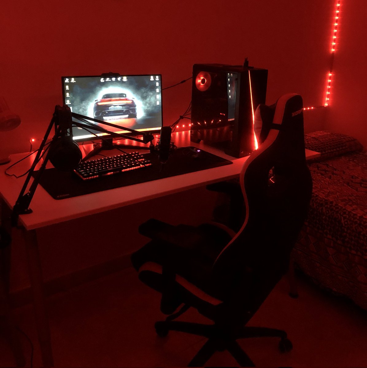 Colores de @TEAMHELLSE = Clean setup 👹
( todo para despues ser plata en el valo 🤡 )