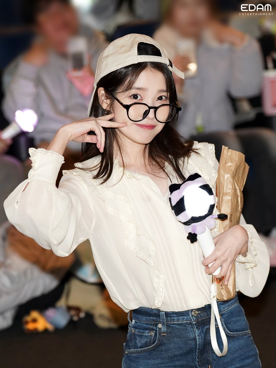_IUofficial tweet picture
