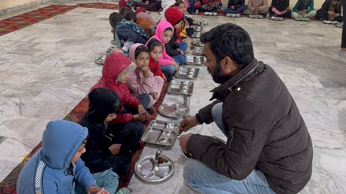 partapsinghIND's tweet image. टीम शूरवीर हर पल समाज के लिए प्रतिबद्ध है! @AbhijeetSamotra @dograjournalist @Jammu @RSSorg